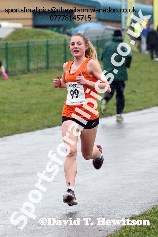 Chloe Price (Durham City) during  the womens Royal Signals Relays, Hetton. Photo: David T. Hewitson/Sports for All Pics